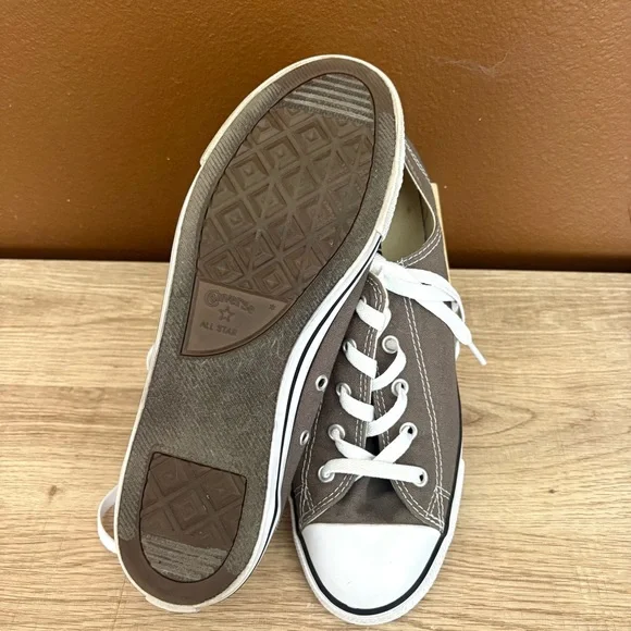 Grey Converse All Star Low top sneakers, Women’s Size 10 - Picture 3 of 8